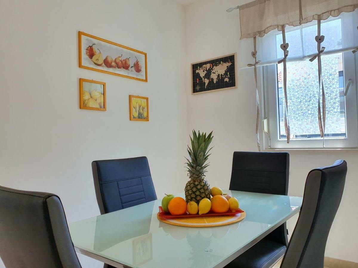 Apartment Tihana Trogir Exteriér fotografie